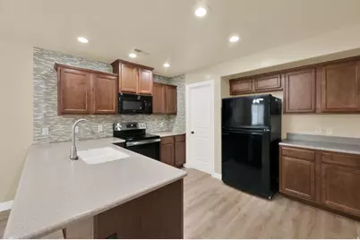 1179 W 100 S, Springville, UT 84663 - Photo 4
