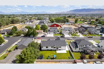 1002 W 1425 N, Lehi, UT 84043 - Photo 46