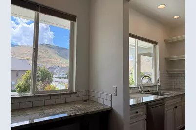 14938 S Aurora Vista Cir, Herriman, UT 84096 - Photo 18