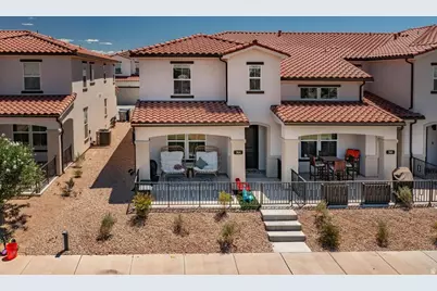 744 W Sunfire Ln, Saint George, UT 84790 - Photo 2