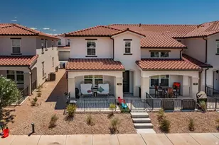 744 W Sunfire Ln, Saint George, UT 84790 - Photo 2