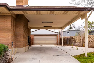 394 E Bridlewood Dr S, Salt Lake City, UT 84107 - Photo 26