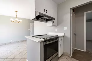 394 E Bridlewood Dr S, Salt Lake City, UT 84107 - Photo 12