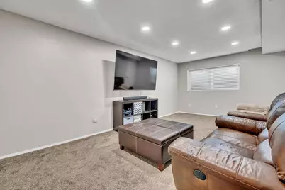 3070 8525, West Jordan, UT 84088 - Photo 12