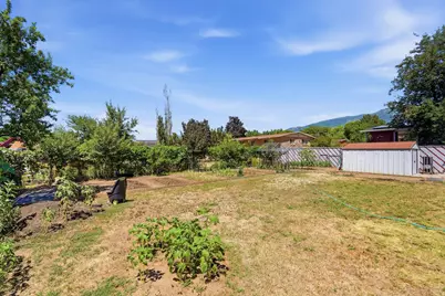 277 E 1150 N, Layton, UT 84041 - Photo 20