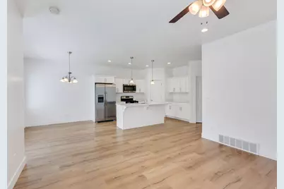 1554 N 3950 W, Lehi, UT 84043 - Photo 8