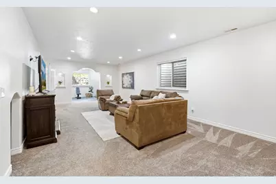 2034 W Meridies Dr S, South Jordan, UT 84095 - Photo 32