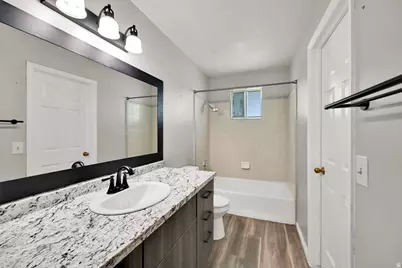 1236 W 1975 S, Woods Cross, UT 84087 - Photo 10