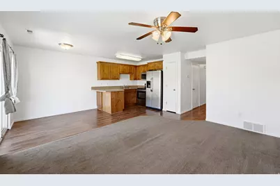 2852 W 3975 S #35, West Haven, UT 84401 - Photo 4