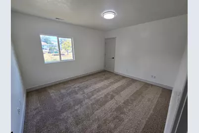 421 N 50 W, Tooele, UT 84074 - Photo 14