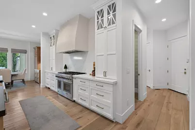 635 E 2550 N, Provo, UT 84604 - Photo 14
