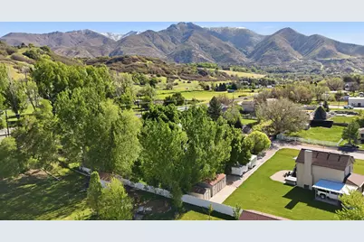 6621 S 1540 E, South Ogden, UT 84405 - Photo 40
