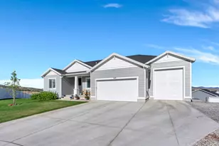 549 W Bluff St, Santaquin, UT 84655 - Photo 4