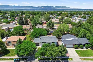 8054 S Boysenberry Dr, Sandy, UT 84093 - Photo 30