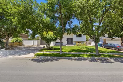 8054 S Boysenberry Dr, Sandy, UT 84093 - Photo 24