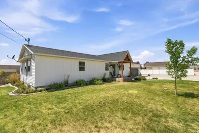 165 N 100 E, Centerfield, UT 84622 - Photo 32
