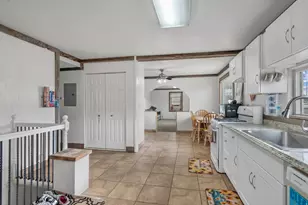 365 S 800 E, Springville, UT 84663 - Photo 8