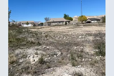 625 N 200 E, Ferron, UT 84523 - Photo 6
