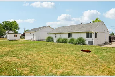 997 W 1600 N, West Bountiful, UT 84087 - Photo 32