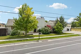 997 W 1600 N, West Bountiful, UT 84087 - Photo 34