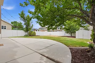 2223 N Pointe Meadow Loop N, Lehi, UT 84048 - Photo 40