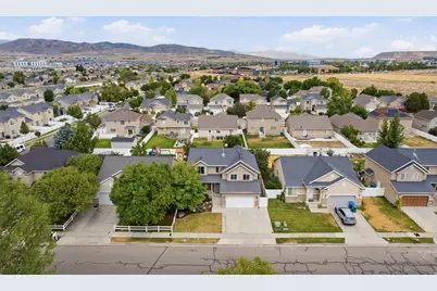 2223 N Pointe Meadow Loop N, Lehi, UT 84048 - Photo 48