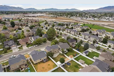2223 N Pointe Meadow Loop N, Lehi, UT 84048 - Photo 52