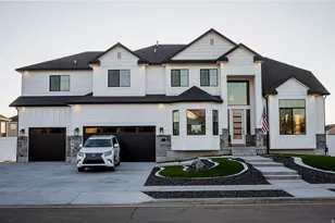 86 S Preston St, Kaysville, UT 84037 - Photo 1