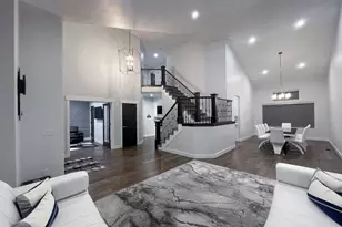 86 S Preston St, Kaysville, UT 84037 - Photo 2