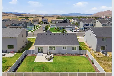 1223 S Red Cliff Dr, Santaquin, UT 84655 - Photo 26