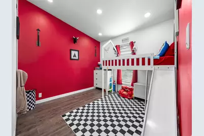 559 S 200 E, Mona, UT 84645 - Photo 16