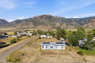 559 S 200 E, Mona, UT 84645 - Photo 2