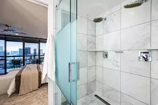560 E South Temple S, Salt Lake City, UT 84102 - Photo 14