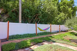 1180 N 400 E, Bountiful, UT 84010 - Photo 40