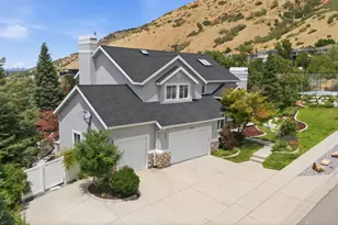3439 E Canyon Cove Dr, Holladay, UT 84121 - Photo 46
