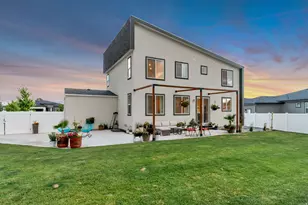 8338 S Borealis Ct, West Jordan, UT 84088 - Photo 2