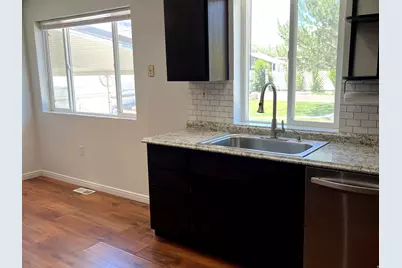 640 W Canyon Rd, Ferron, UT 84523 - Photo 6