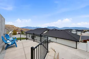 7127 N Hollow Crest Cir, Eagle Mountain, UT 84005 - Photo 26