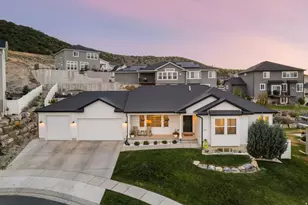 7127 N Hollow Crest Cir, Eagle Mountain, UT 84005 - Photo 40
