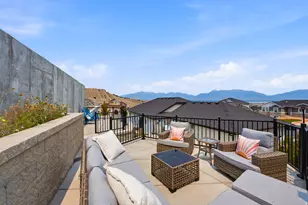 7127 N Hollow Crest Cir, Eagle Mountain, UT 84005 - Photo 28