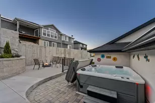 7127 N Hollow Crest Cir, Eagle Mountain, UT 84005 - Photo 34