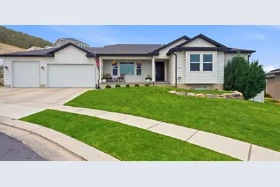 7127 N Hollow Crest Cir, Eagle Mountain, UT 84005 - Photo 4