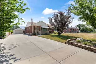 5451 S Avalon Dr, Murray, UT 84107 - Photo 2