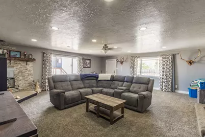 1674 E 1700 S, Vernal, UT 84078 - Photo 8