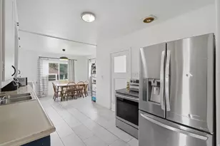 707 E 150 S, Provo, UT 84606 - Photo 8