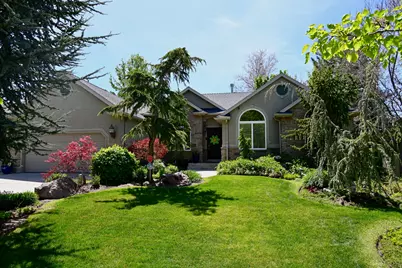 314 E Brown Farm Ln, Draper, UT 84020 - Photo 2