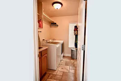 314 E Brown Farm Ln, Draper, UT 84020 - Photo 14