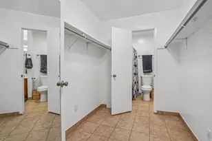 4861 S 1670 E, Holladay, UT 84117 - Photo 10