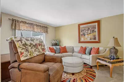 4861 S 1670 E #81, Holladay, UT 84117 - Photo 2