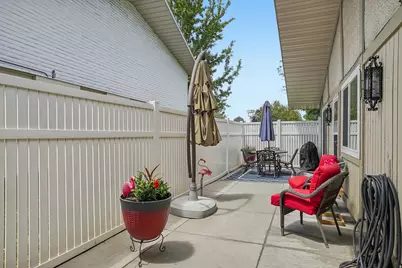 4861 S 1670 E #81, Holladay, UT 84117 - Photo 12